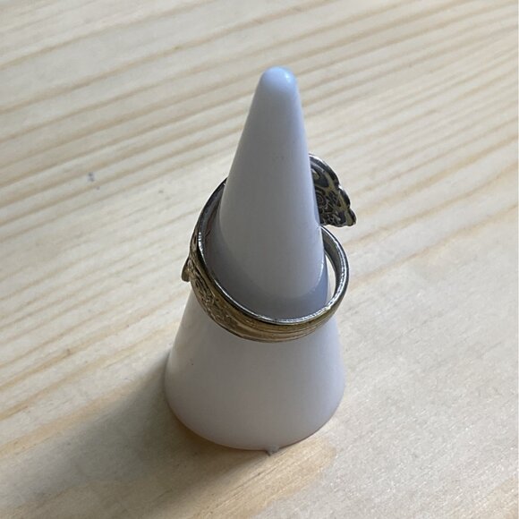 Vintage Silver Spoon Ring Floral Engraving - Picture 4 of 5